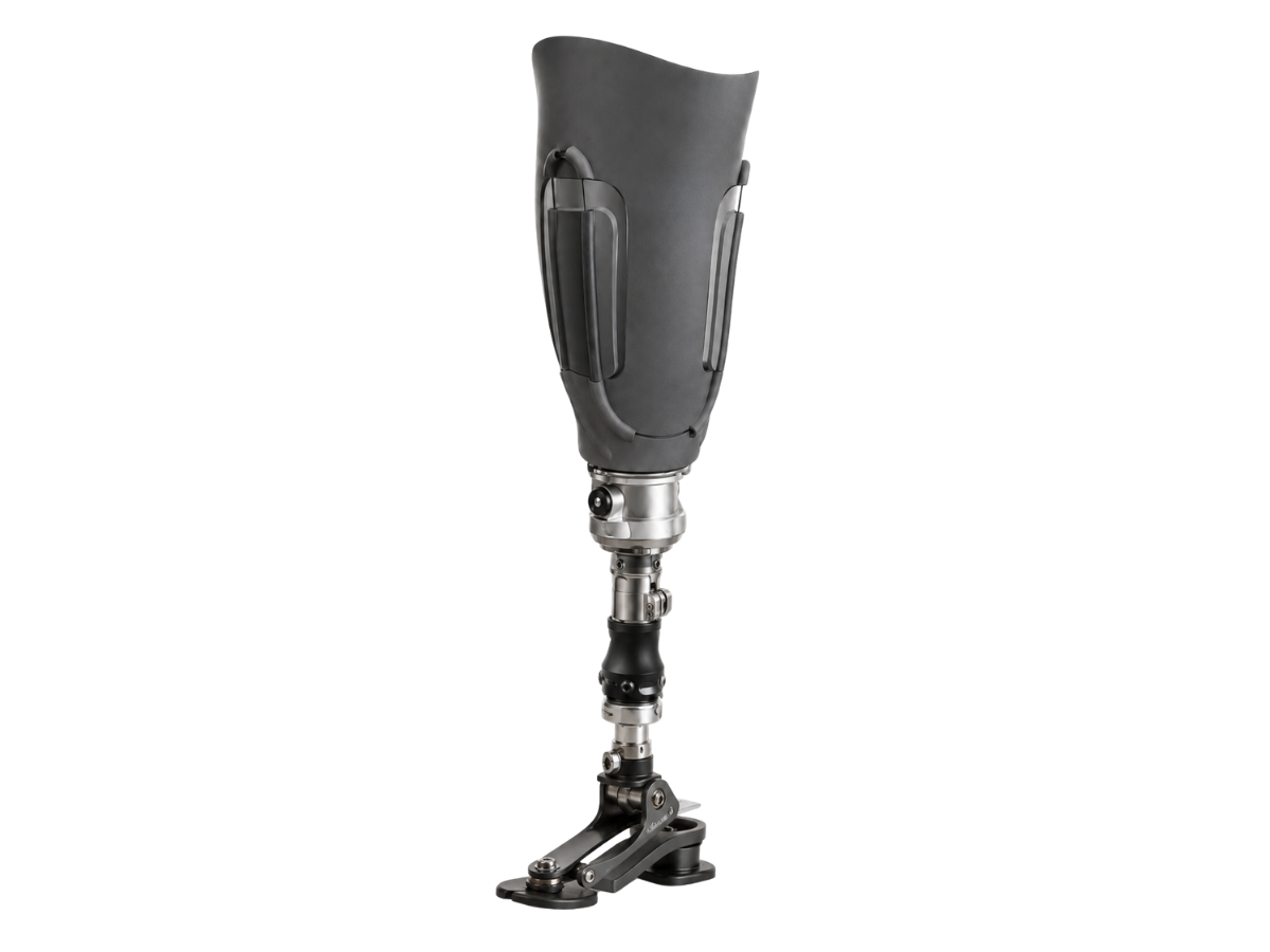 Adaptive prosthetic leg socket with tensioning and adjustment system